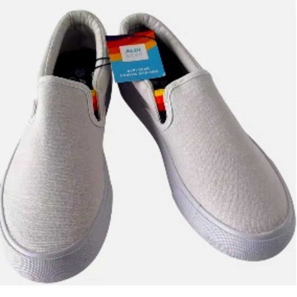 BNWT Aldi Gear White Rainbow Canvas Slip-on Style (8) KICKS